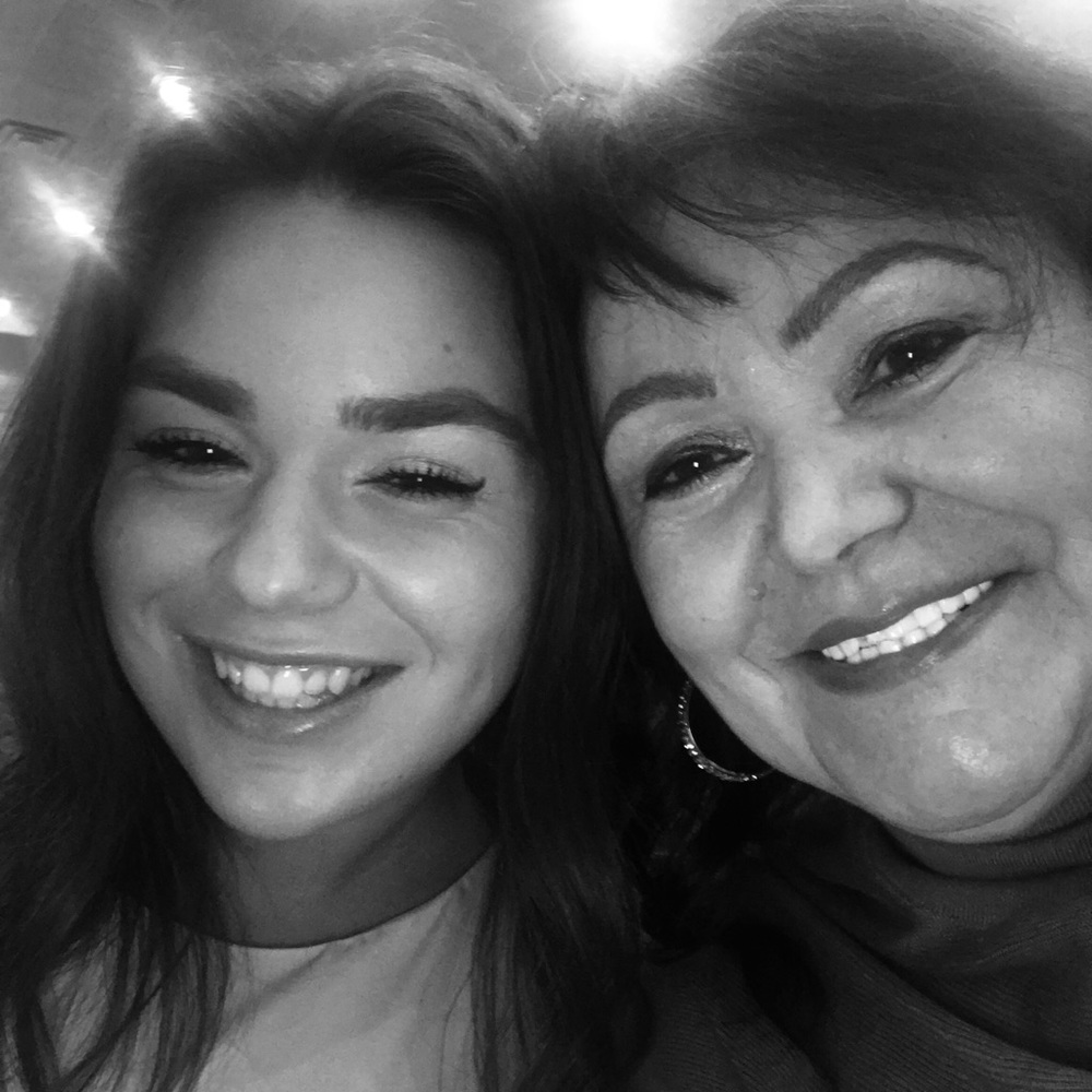 Meet your Posher, Hannah